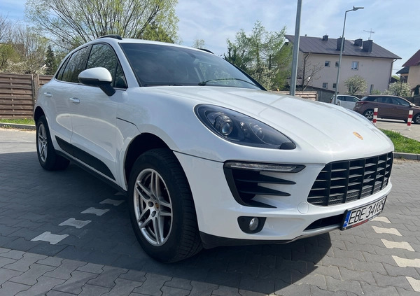 Porsche Macan cena 135000 przebieg: 121000, rok produkcji 2015 z Bełchatów małe 191